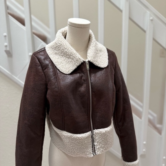 NWT Dark Brown and Beige Shearling Women's Aviator Jacket Size Small - Picture 4 of 7